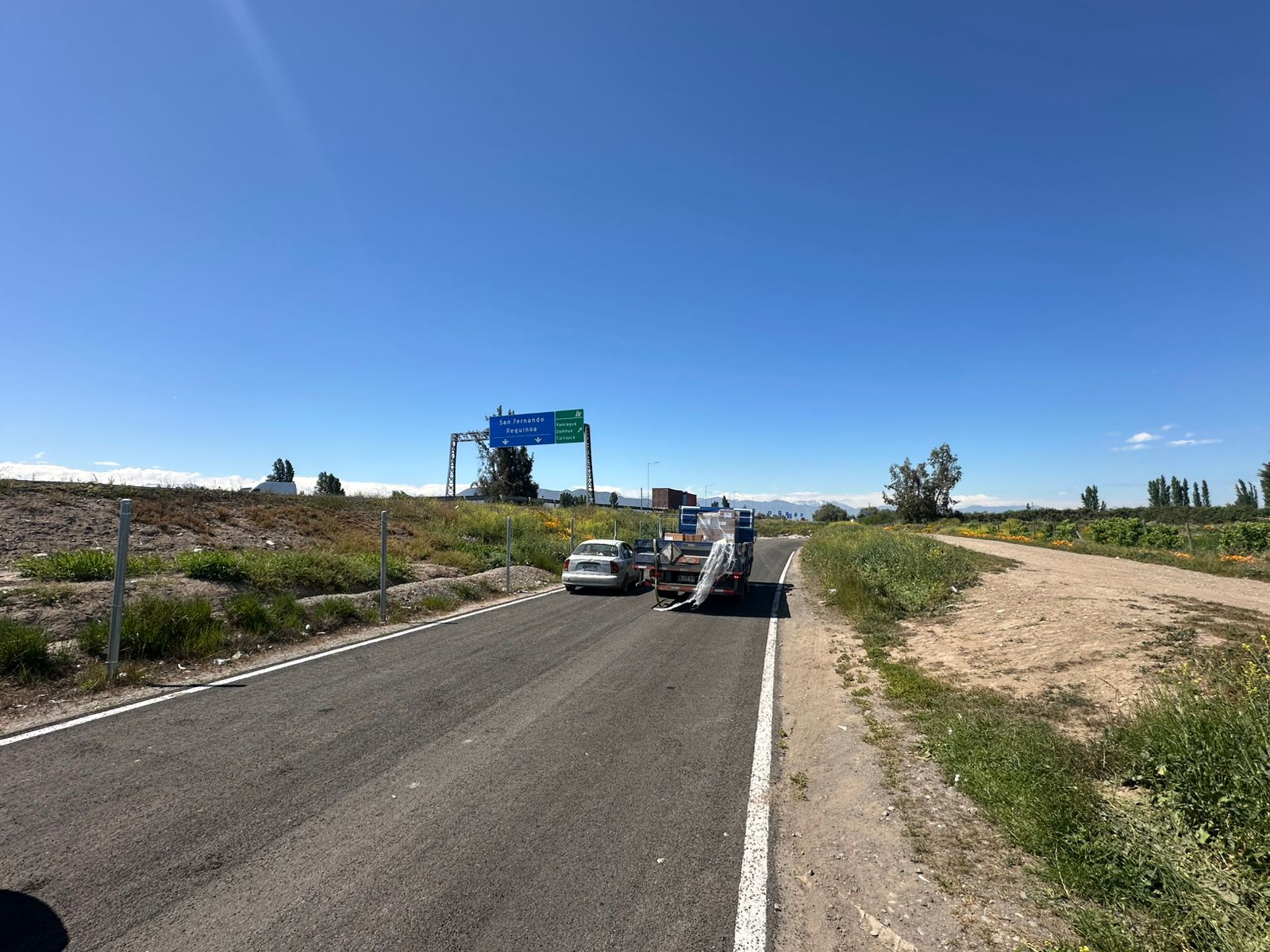 DESPLIEGUE DE PLAN CANDADO DETIENEN A 3 SUJETOS EN FLAGRANCIA TRAS ROBO A CAMIÓN DE QUÍMICOS EN LA COMUNA DE RANCAGUA Procedimiento Carabineros 1