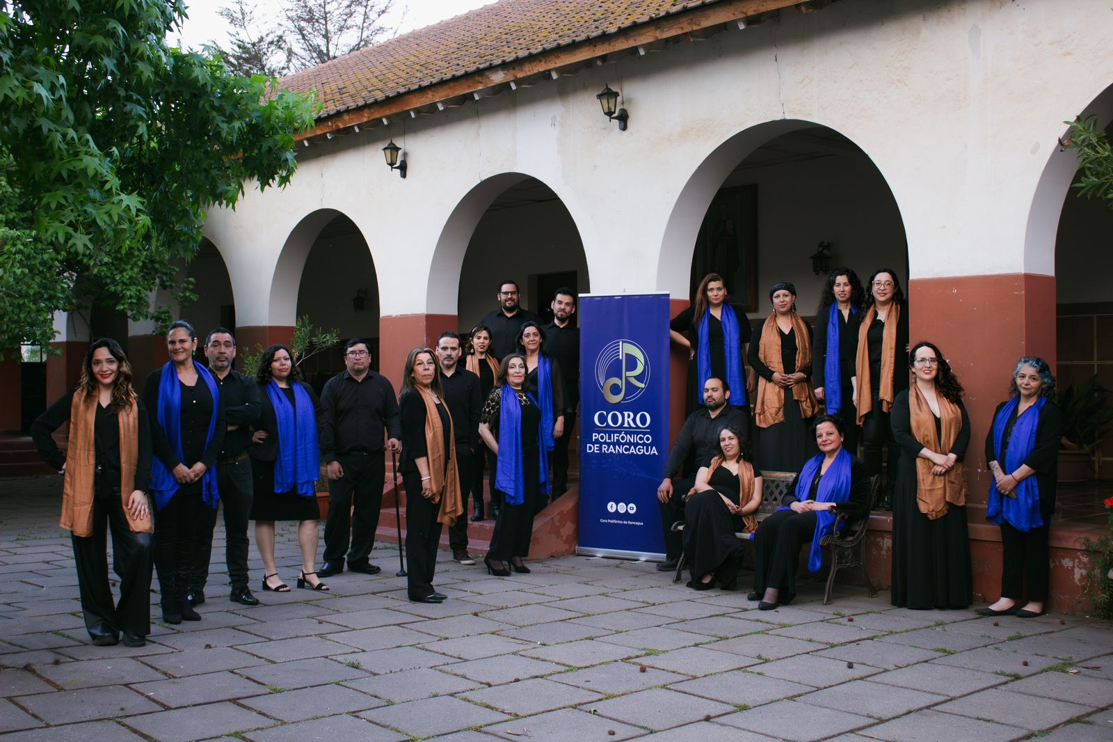 RENOVACIÓN EN EL CORO POLIFÓNICO DE RANCAGUA PRESENTAN A SU NUEVO DIRECTOR Coro