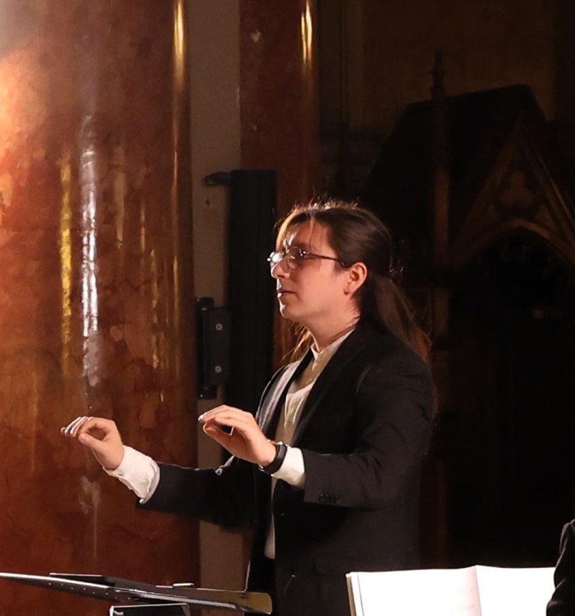 RENOVACIÓN EN EL CORO POLIFÓNICO DE RANCAGUA PRESENTAN A SU NUEVO DIRECTOR Director Coro 1