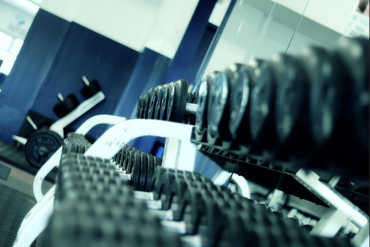 NUEVO EN EL GIMNASIO CONOCE LOS ERRORES MÁS COMUNES AL COMENZAR A ENTRENAR foto 1