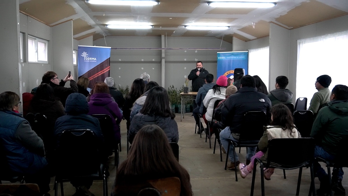 Corma celebra el Día de la Plantación con donación de 200 árboles a vecinos de Pillanlebún Plantación Araucanía 4