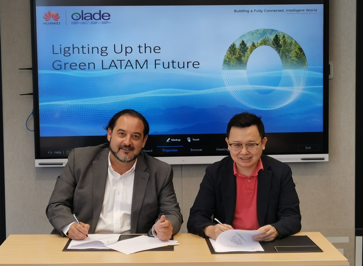 HUAWEI Y OLADE FIRMAN MEMORANDO DE ENTENDIMIENTO PARA IMPULSAR LA TRANSICIÓN ENERGÉTICA LIMPIA EN AMÉRICA LATINA Y EL CARIBE IMG3