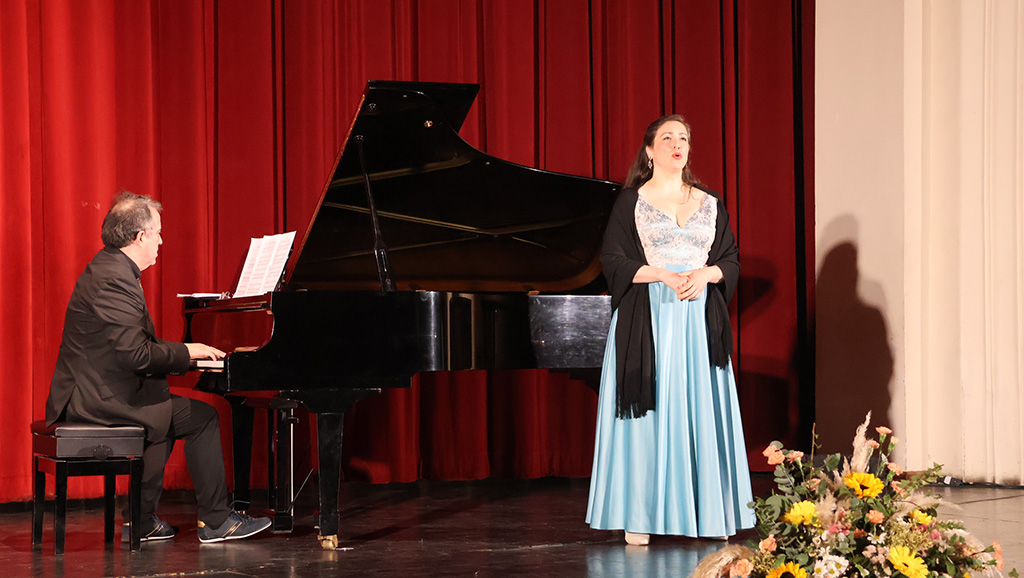 CON HISTÓRICA GALA LÍRICA LINARES CELEBRÓ SU 231 ANIVERSARIO JUNTO A LA UNIVERSIDAD AUTÓNOMA DE CHILE 1