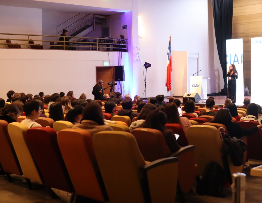 EXPERTOS INTERNACIONALES EN NUTRICIÓN IMPULSAN UN ENFOQUE INTEGRAL PARA LA SALUD Y EL BIENESTAR EN AMÉRICA LATINA 3