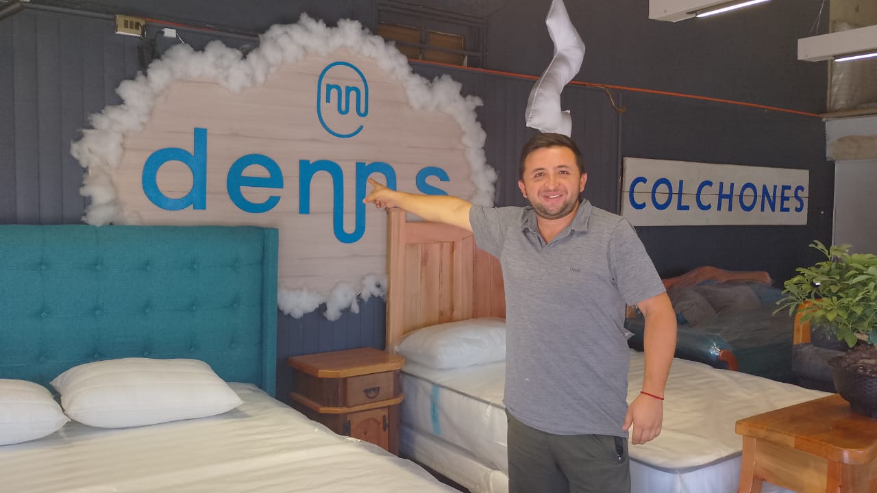 Apuntando marca Denns